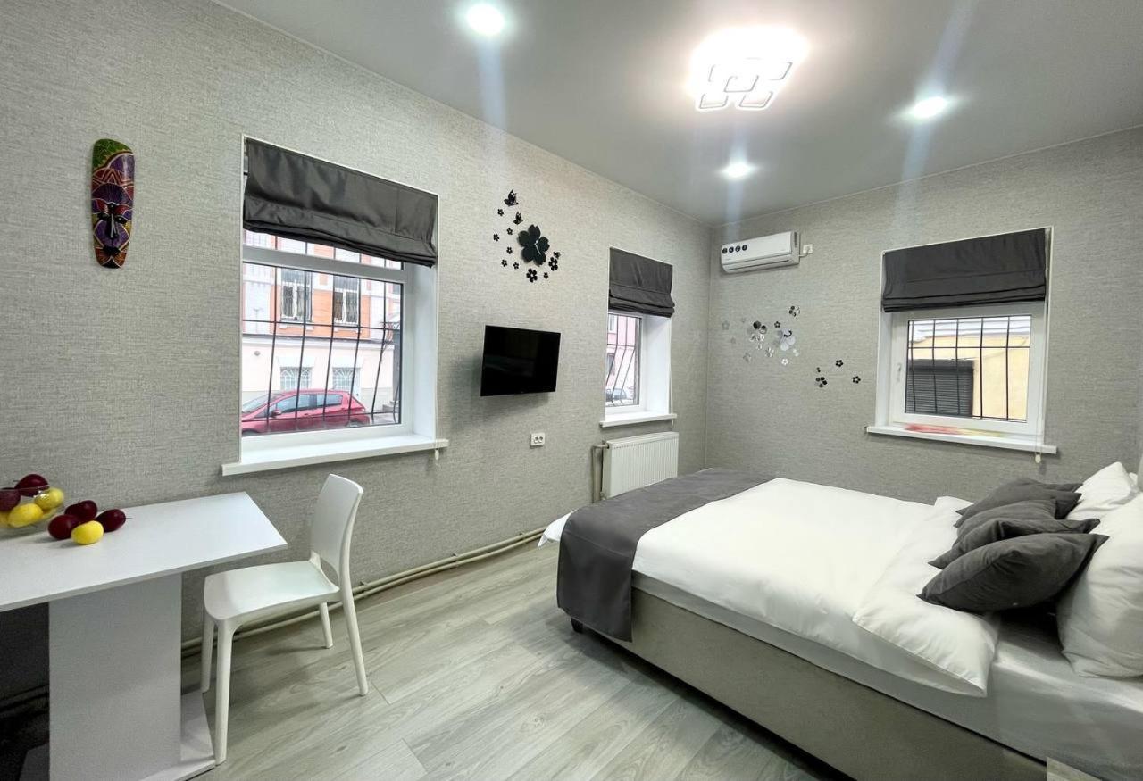 Kuznechnaya Street Apartment คาร์คิฟ ภายนอก รูปภาพ