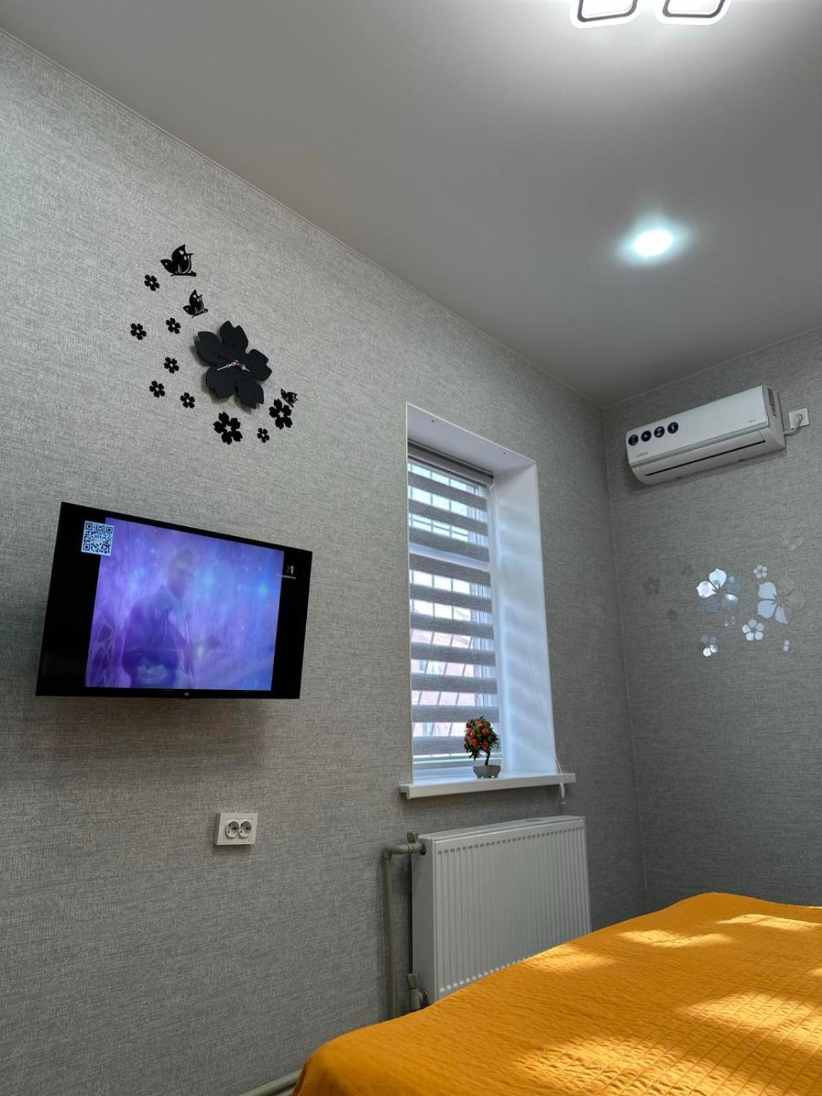 Kuznechnaya Street Apartment คาร์คิฟ ภายนอก รูปภาพ
